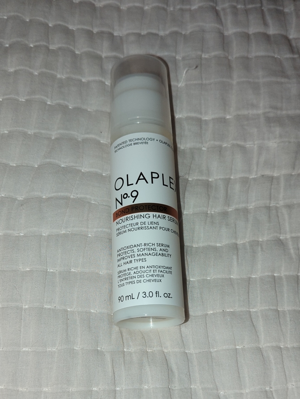 OLAPLEX No.9 Nourishing Hair Serum – White with Rose-Gold Accent